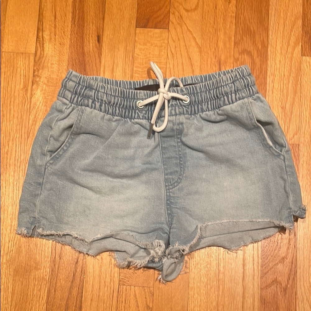 Kendall + Kylie The Jogger Short